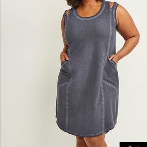 Livi active dress NWT